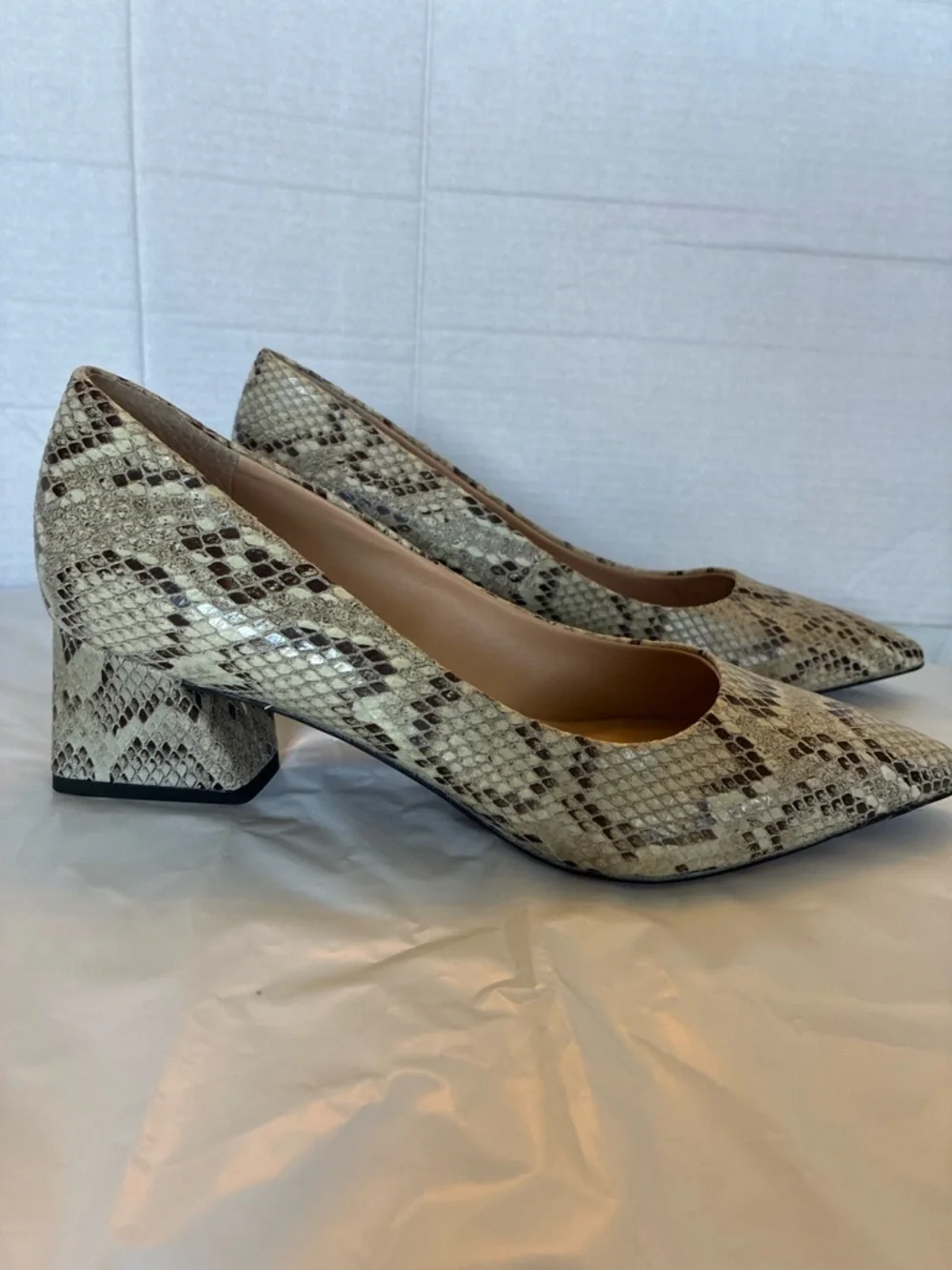 FRANCO SARTO pump romi gray snake print Sz 8.5